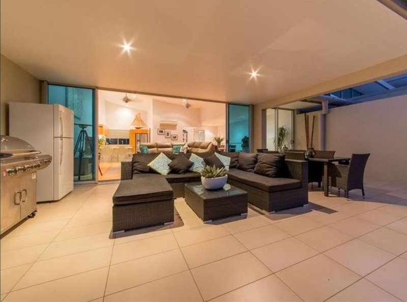 Photo - 37/18 Raintree Place, Airlie Beach QLD 4802 - Image 6