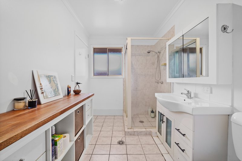 Photo - 3/72 Castile Crescent, Edens Landing QLD 4207 - Image 11