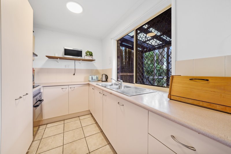 Photo - 3/72 Castile Crescent, Edens Landing QLD 4207 - Image 12