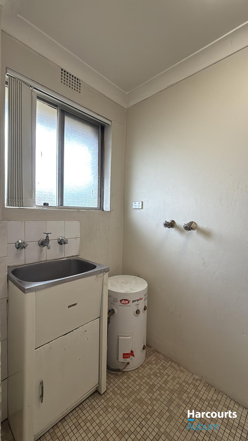 Photo - 3/72 Dartbrook Road, Auburn NSW 2144 - Image 7