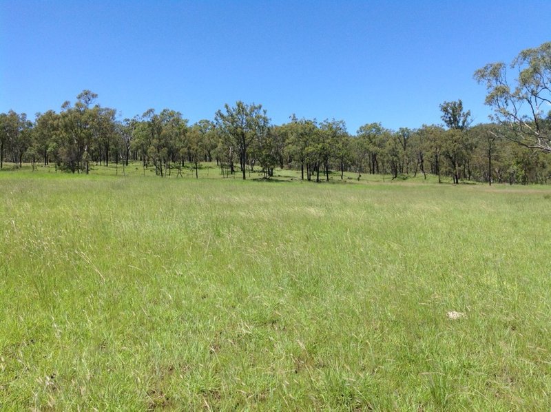 Photo - 372 Gilmore Road, Upper Pilton QLD 4361 - Image 3