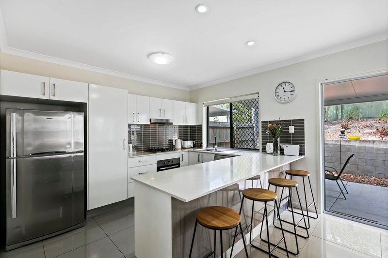 Photo - 37/2 Photinia Crescent, Mountain Creek QLD 4557 - Image 3