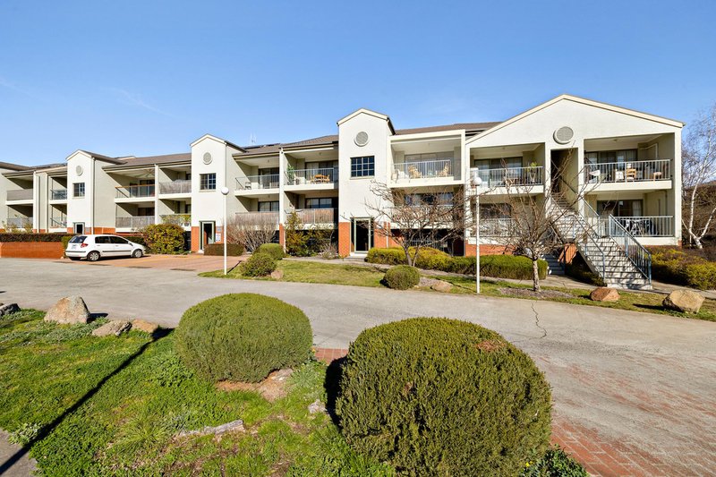 Photo - 37/21 Aspinall Street, Watson ACT 2602 - Image 1