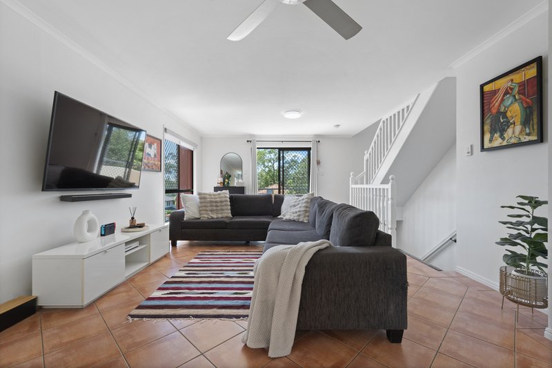 Photo - 37/228 Gaskell Street, Eight Mile Plains QLD 4113 - Image 3