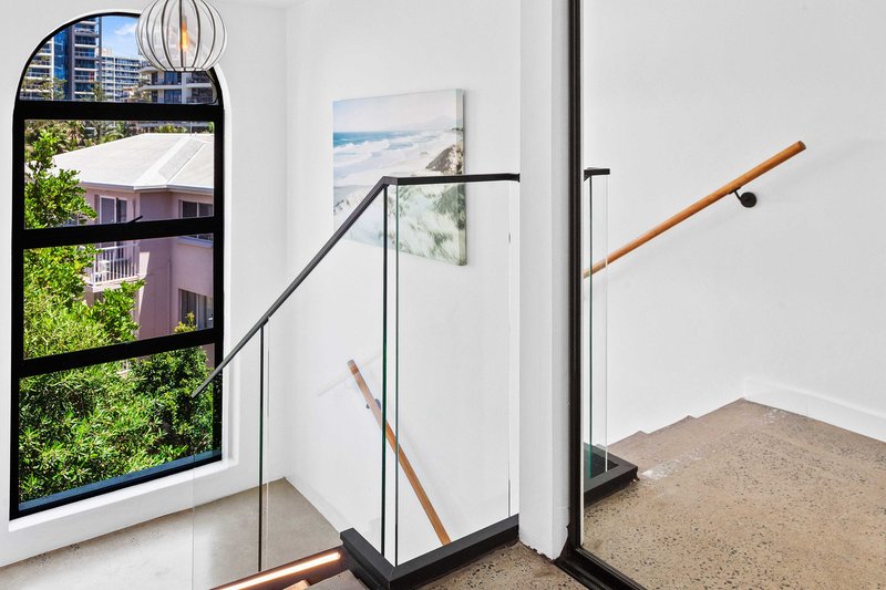 Photo - 37/24 Hamilton Avenue, Surfers Paradise QLD 4217 - Image 10