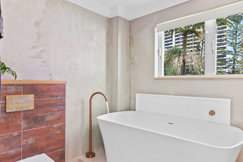 Photo - 37/24 Hamilton Avenue, Surfers Paradise QLD 4217 - Image 16