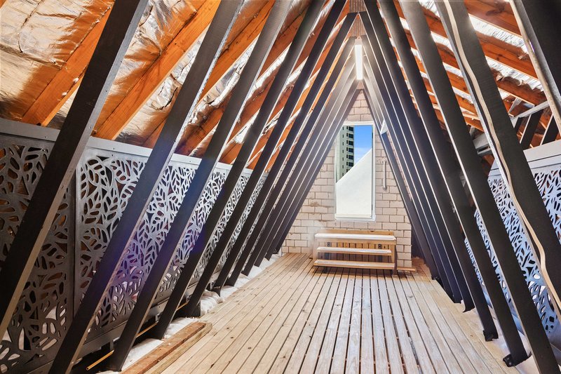 Photo - 37/24 Hamilton Avenue, Surfers Paradise QLD 4217 - Image 21