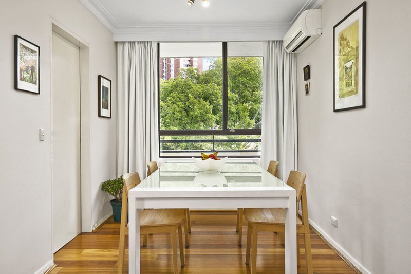 Photo - 37/297 Edgecliff Road, Woollahra NSW 2025 - Image 4