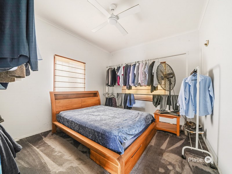 Photo - 373 Beachmere Road, Beachmere QLD 4510 - Image 12