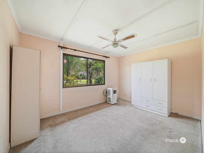 Photo - 373 Beachmere Road, Beachmere QLD 4510 - Image 17