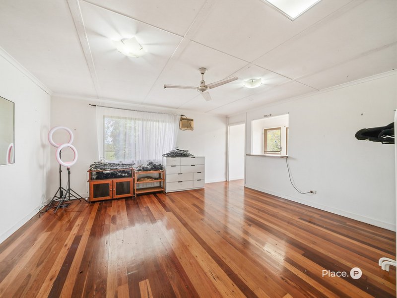 Photo - 373 Beachmere Road, Beachmere QLD 4510 - Image 18