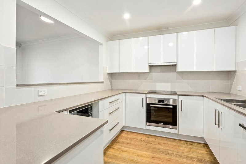 Photo - 3/73 Campbell Street, Wollongong NSW 2500 - Image 3