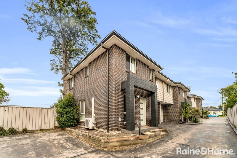 Photo - 3/73 Canberra Street, Oxley Park NSW 2760 - Image 2