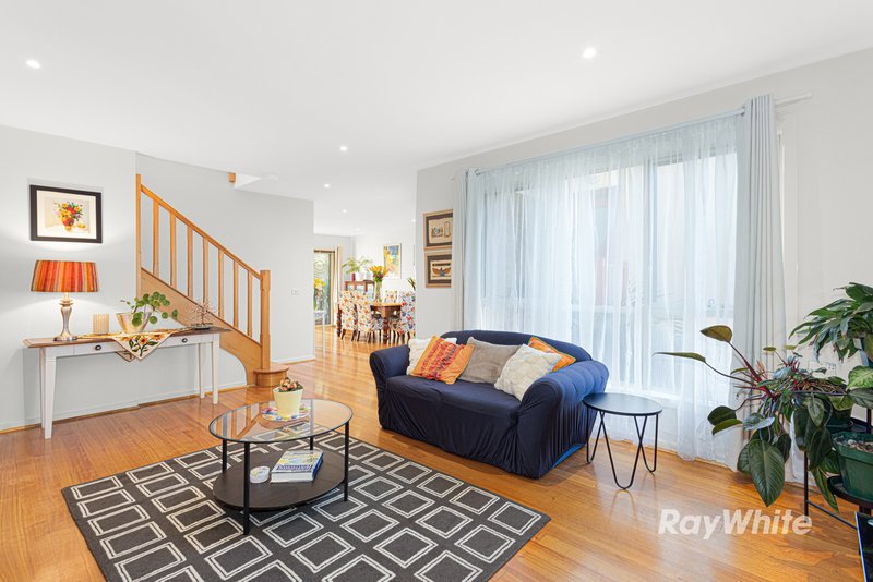 Photo - 3/732-734 Warrigal Road, Malvern East VIC 3145 - Image 2