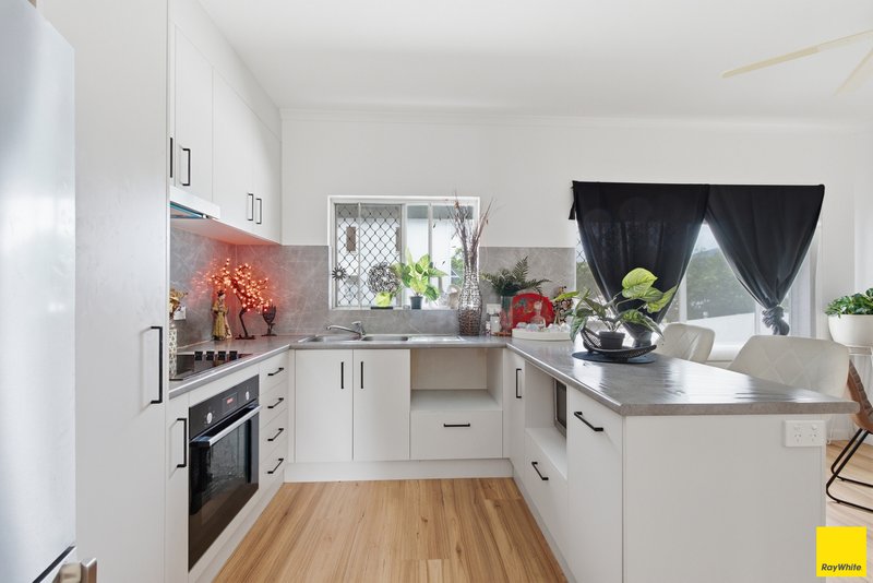 Photo - 37/34-36 Patience Street, Manoora QLD 4870 - Image 2