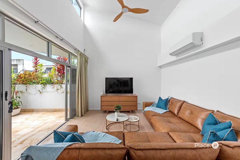 Photo - 37/38 Robertson Street, Fortitude Valley QLD 4006 - Image 11