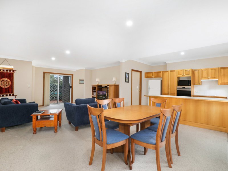 Photo - 3/74-78 Gipps Street, Wollongong NSW 2500 - Image 2