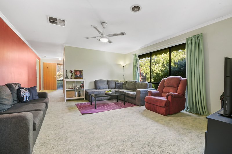 Photo - 374 Centre Road, Berwick VIC 3806 - Image 5