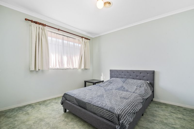 Photo - 374 Centre Road, Berwick VIC 3806 - Image 6