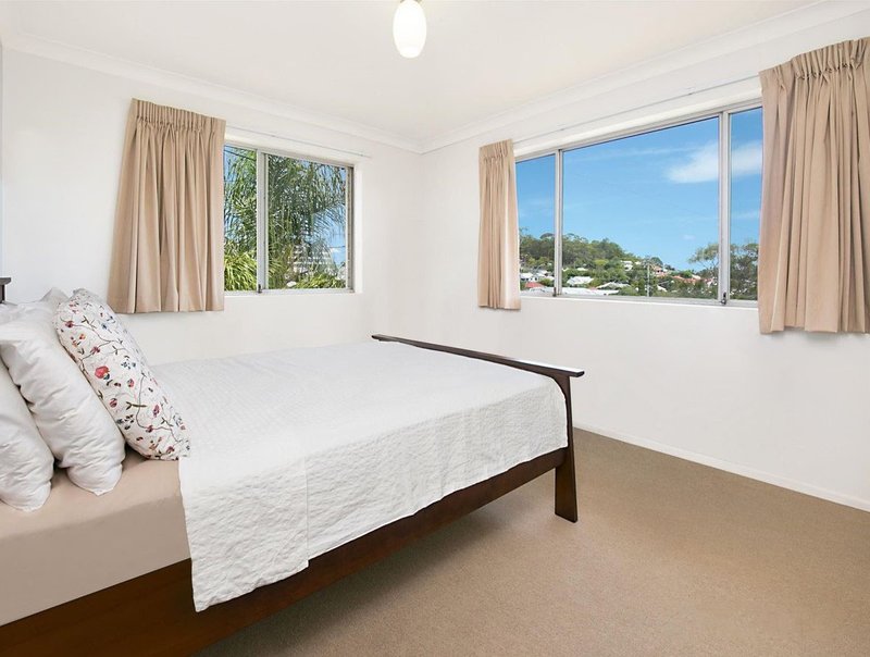 Photo - 3/74 Henry Street, Greenslopes QLD 4120 - Image 2