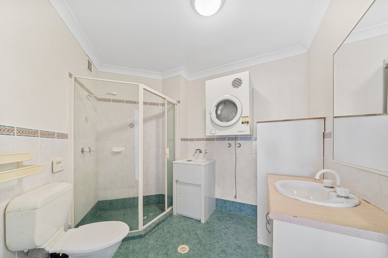 Photo - 37/40-46 Burra Street, Surfers Paradise QLD 4217 - Image 8