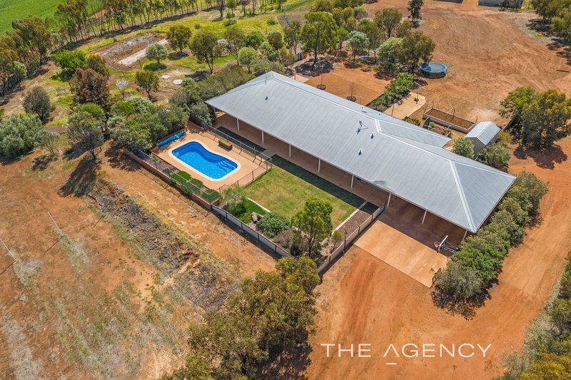 Photo - 375 Christmas Road, Muluckine WA 6401 - Image 3