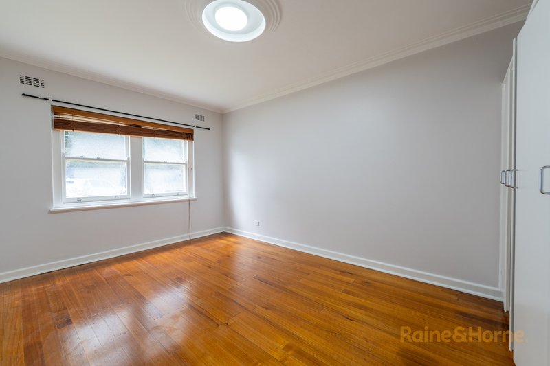Photo - 3/75 Queens Road, Melbourne VIC 3000 - Image 2