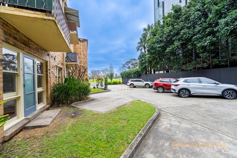 Photo - 3/75 Queens Road, Melbourne VIC 3000 - Image 8
