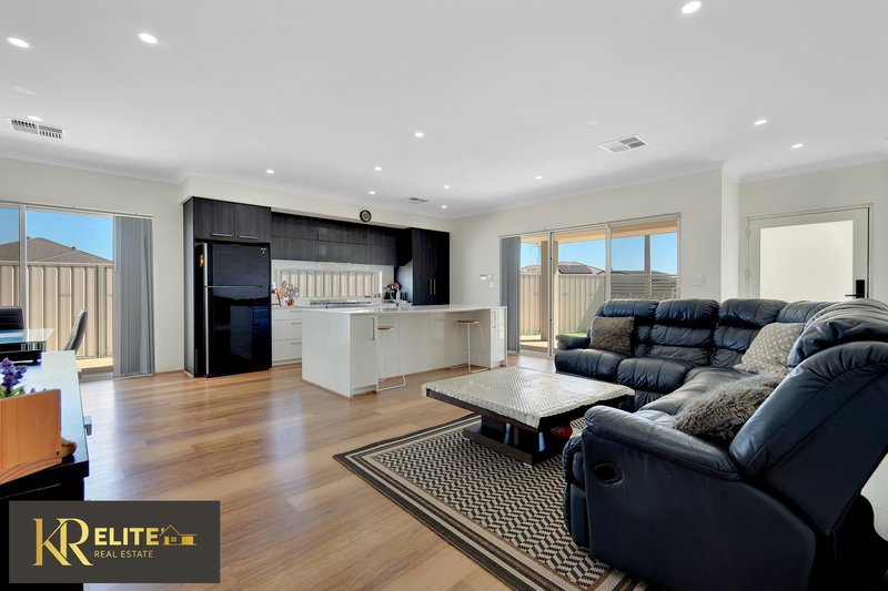 Photo - 375 Skeet Road, Piara Waters WA 6112 - Image 5