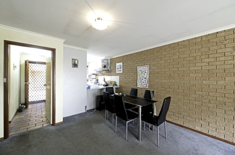 Photo - 3/76 Totterdell Street, Belconnen ACT 2617 - Image 5