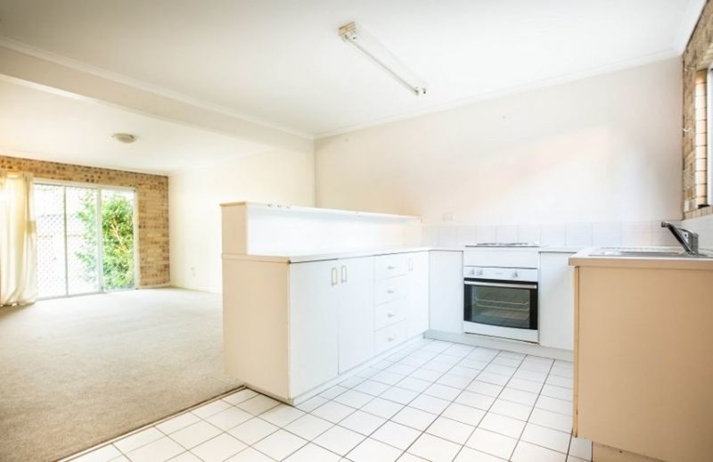 Photo - 37/66 Springwood Road, Springwood QLD 4127 - Image 4