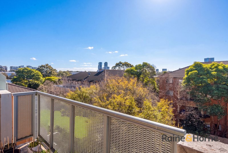 Photo - 37/68-70 Courallie Avenue, Homebush West NSW 2140 - Image 2