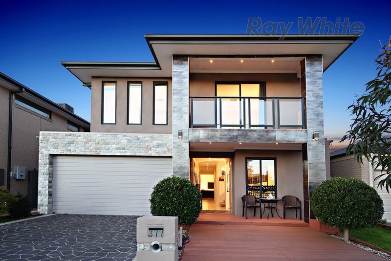 Photo - 377 Boardwalk Boulevard, Point Cook VIC 3030 - Image 3