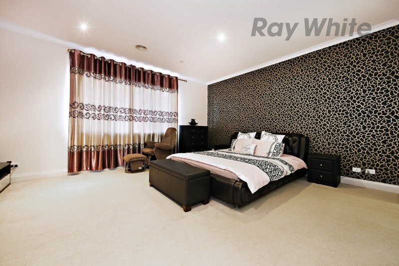 Photo - 377 Boardwalk Boulevard, Point Cook VIC 3030 - Image 15