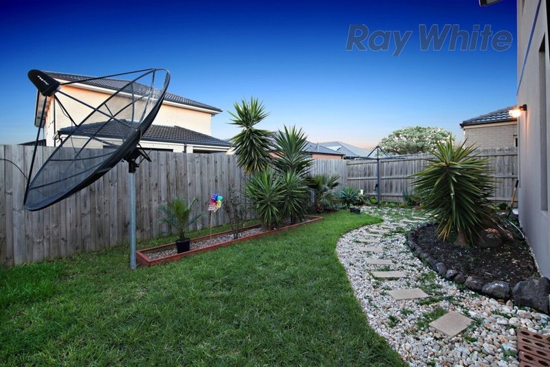 Photo - 377 Boardwalk Boulevard, Point Cook VIC 3030 - Image 21