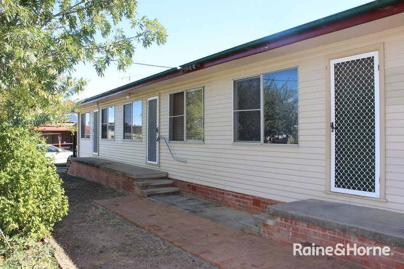 Photo - 3/77 King Street, Tamworth NSW 2340 - Image 1