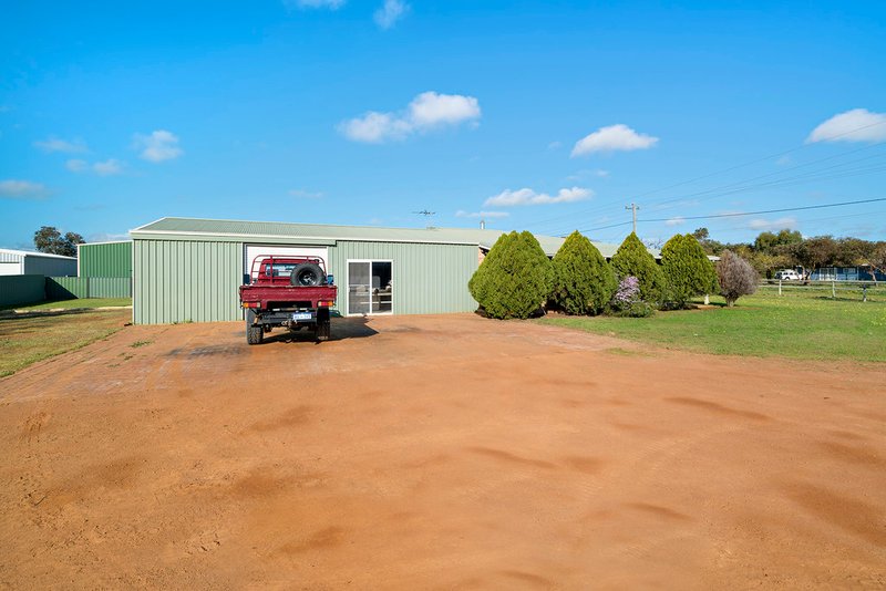 Photo - 377 Place Road, Woorree WA 6530 - Image 13