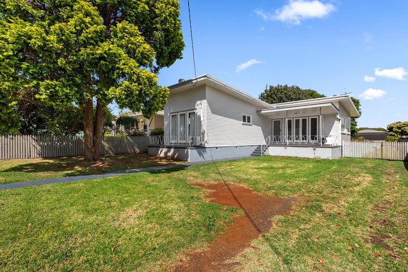 377 Tor Street, Newtown QLD 4350