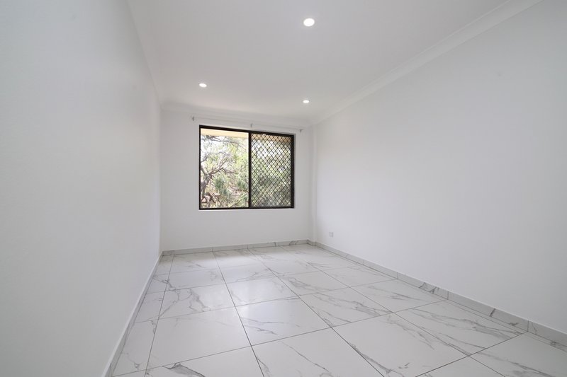 Photo - 37/8-12 Hixson Street, Bankstown NSW 2200 - Image 4