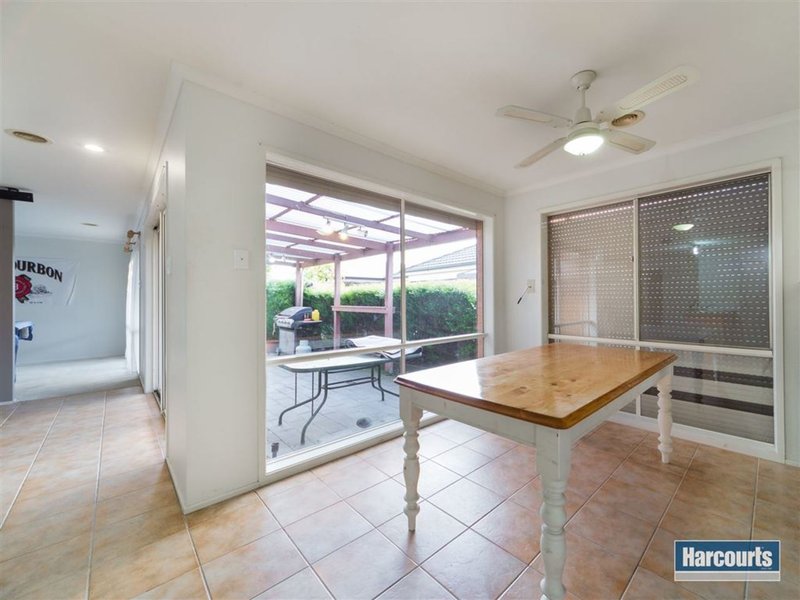 Photo - 378 Ormond Rd , Narre Warren South VIC 3805 - Image 3