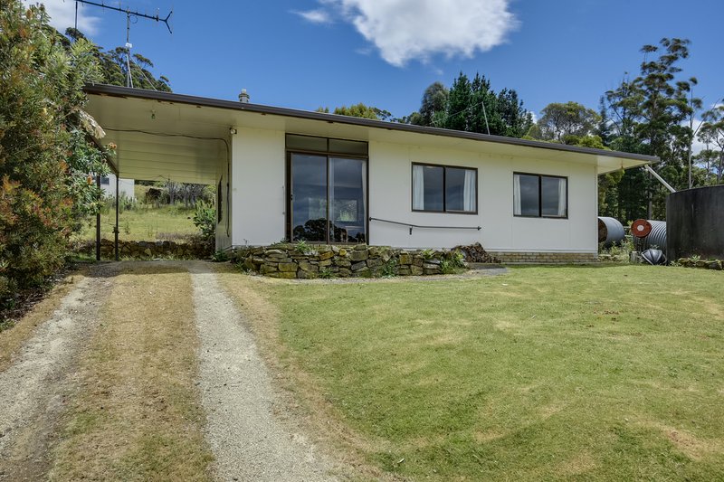 Photo - 378 Pirates Bay Drive, Eaglehawk Neck TAS 7179 - Image 2