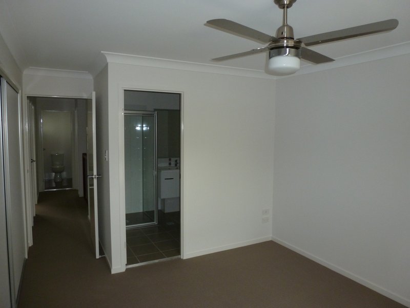 Photo - 37/86 Carselgrove Ave , Fitzgibbon QLD 4018 - Image 11