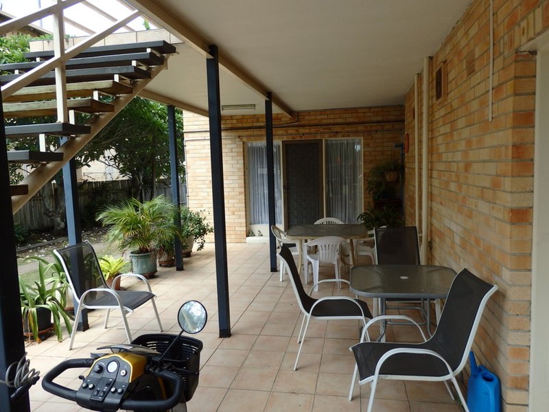 Photo - 379 Esplanade , Scarness QLD 4655 - Image 16