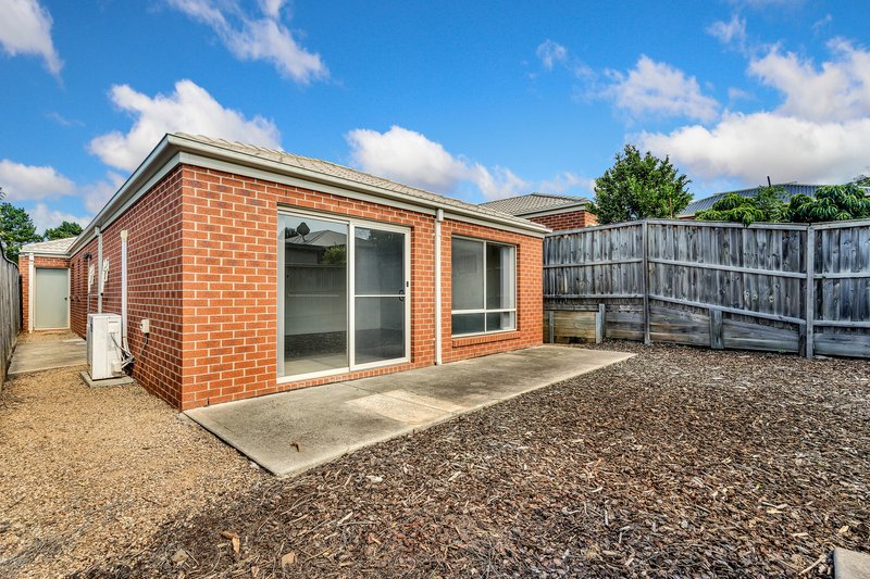 Photo - 37A Baggygreen Street, Sunbury VIC 3429 - Image 15