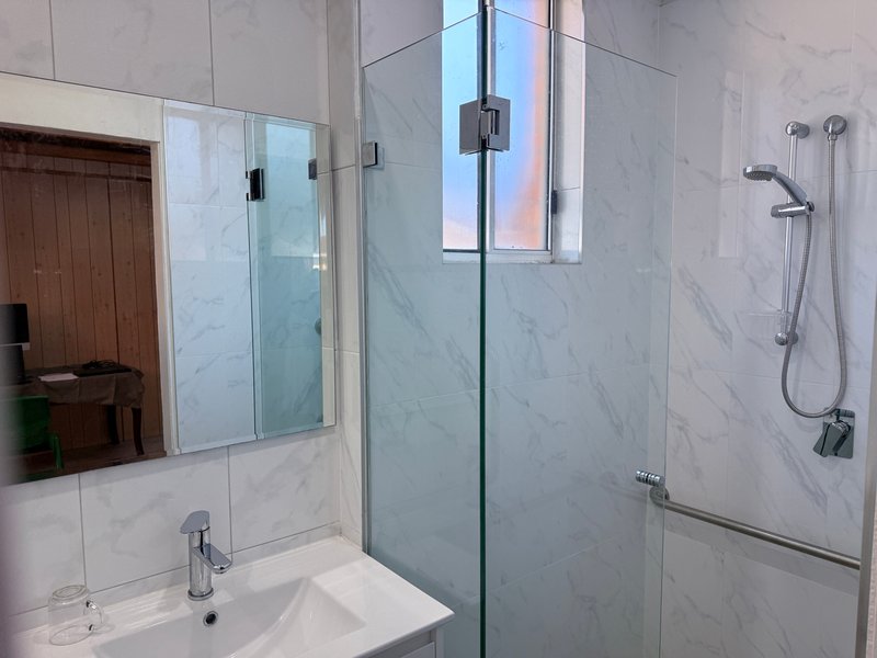 Photo - 37A Dickens Road, Wetherill Park NSW 2164 - Image 5