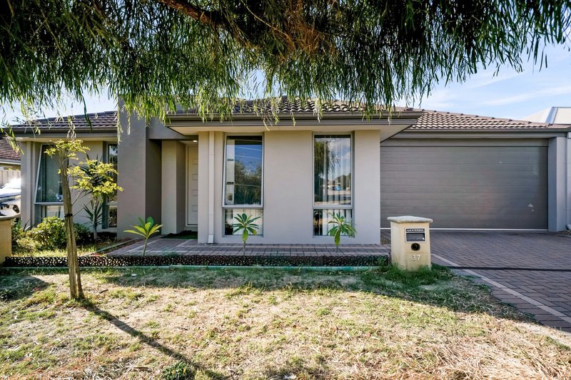 Photo - 37A Heathcroft Road, Balga WA 6061 - Image 1