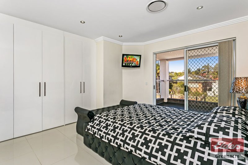 Photo - 37A Lauma Avenue, Greenacre NSW 2190 - Image 5