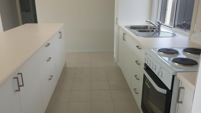 Photo - 37A Ridge Street, Ettalong Beach NSW 2257 - Image 3