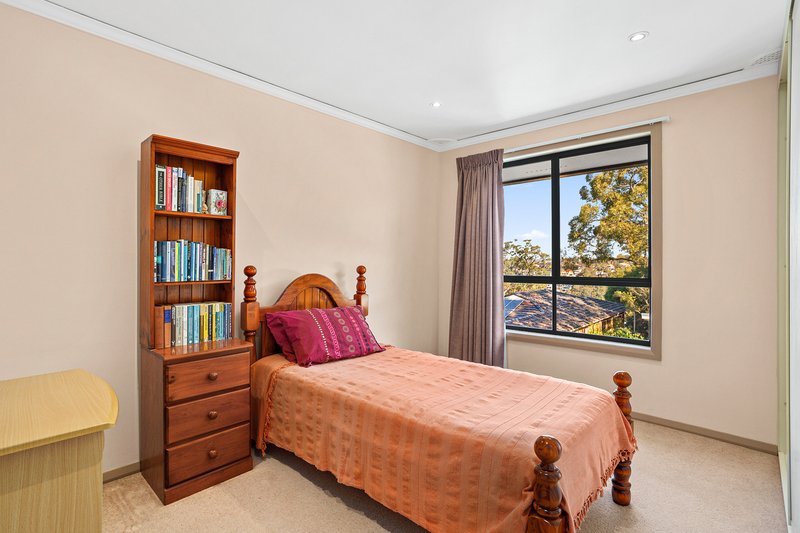 Photo - 37a Woodlands Avenue, Lugarno NSW 2210 - Image 11