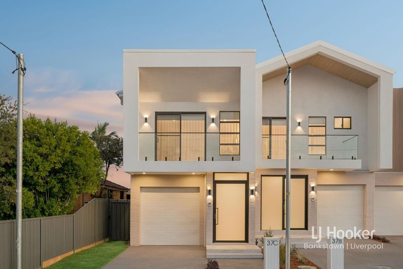 Photo - 37C Longstaff Avenue, Chipping Norton NSW 2170 - Image 1